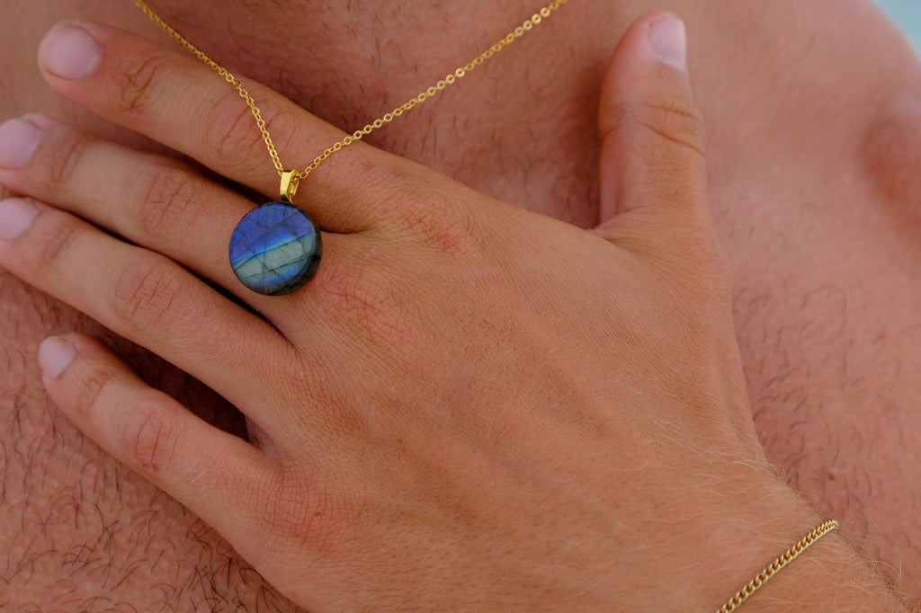 The Full Circle Stone – Electric Blue Labradorite Necklace