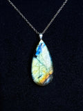 The Aurora Drift Stone – Silver Labradorite Necklace