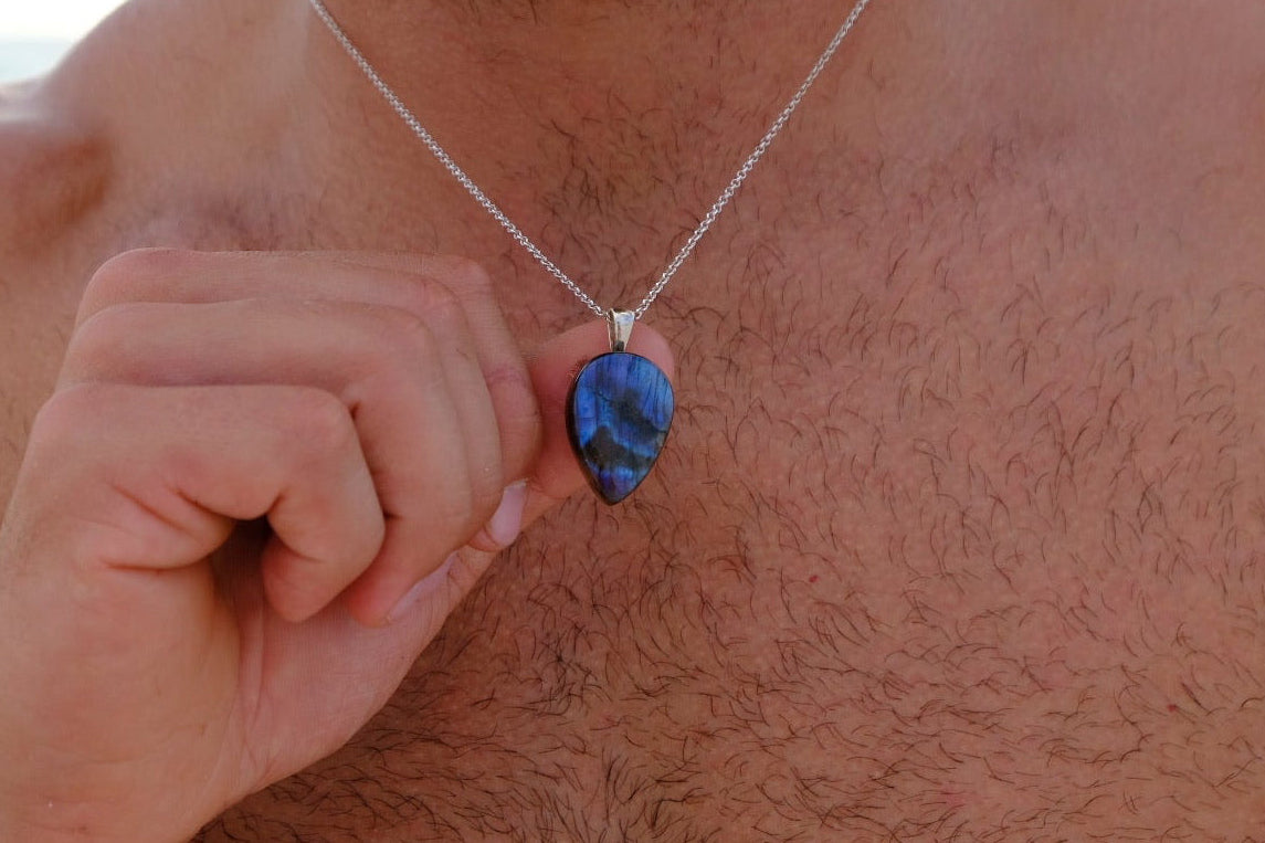 The Eclipse Stone – Electric Blue Labradorite Necklace