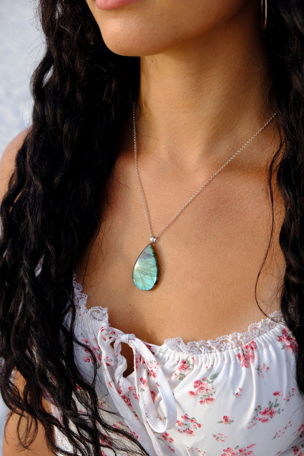 The Arctic Bloom Stone – Silver Labradorite Necklace