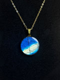 The Full Circle Stone – Electric Blue Labradorite Necklace