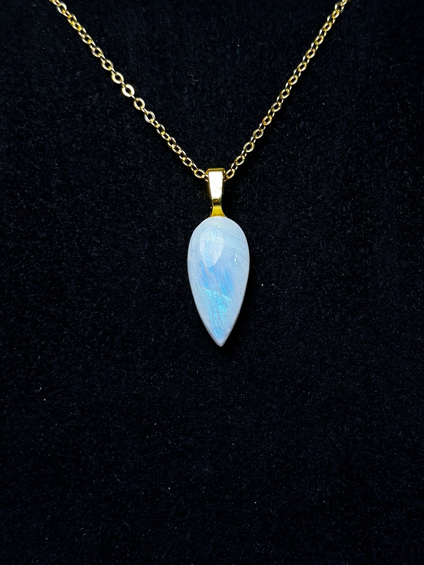 The Quiet Light Stone – Rainbow Moonstone Necklace