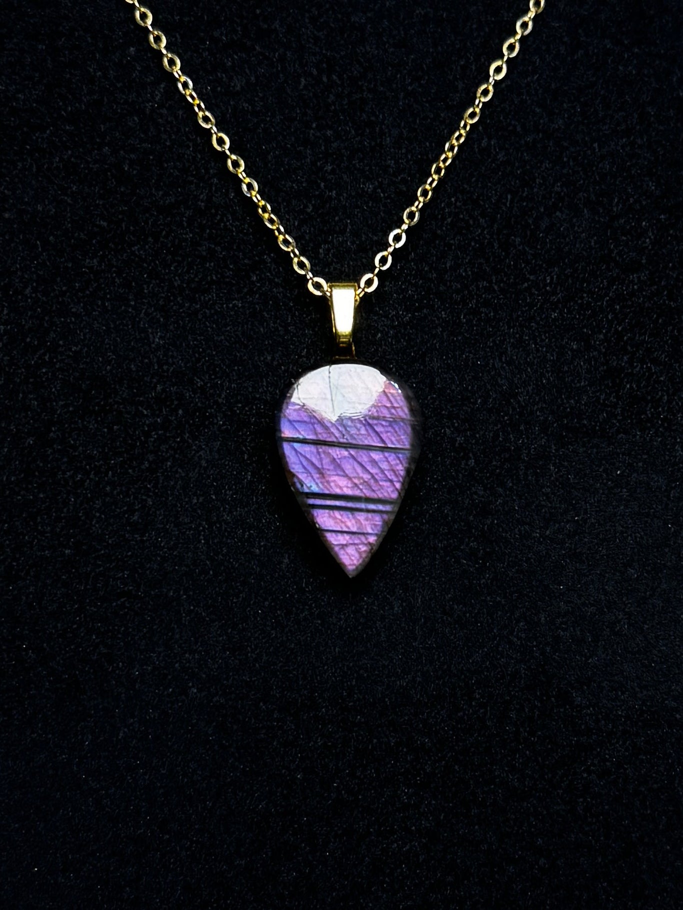 The Violet Veil Stone – Purple Labradorite Necklace