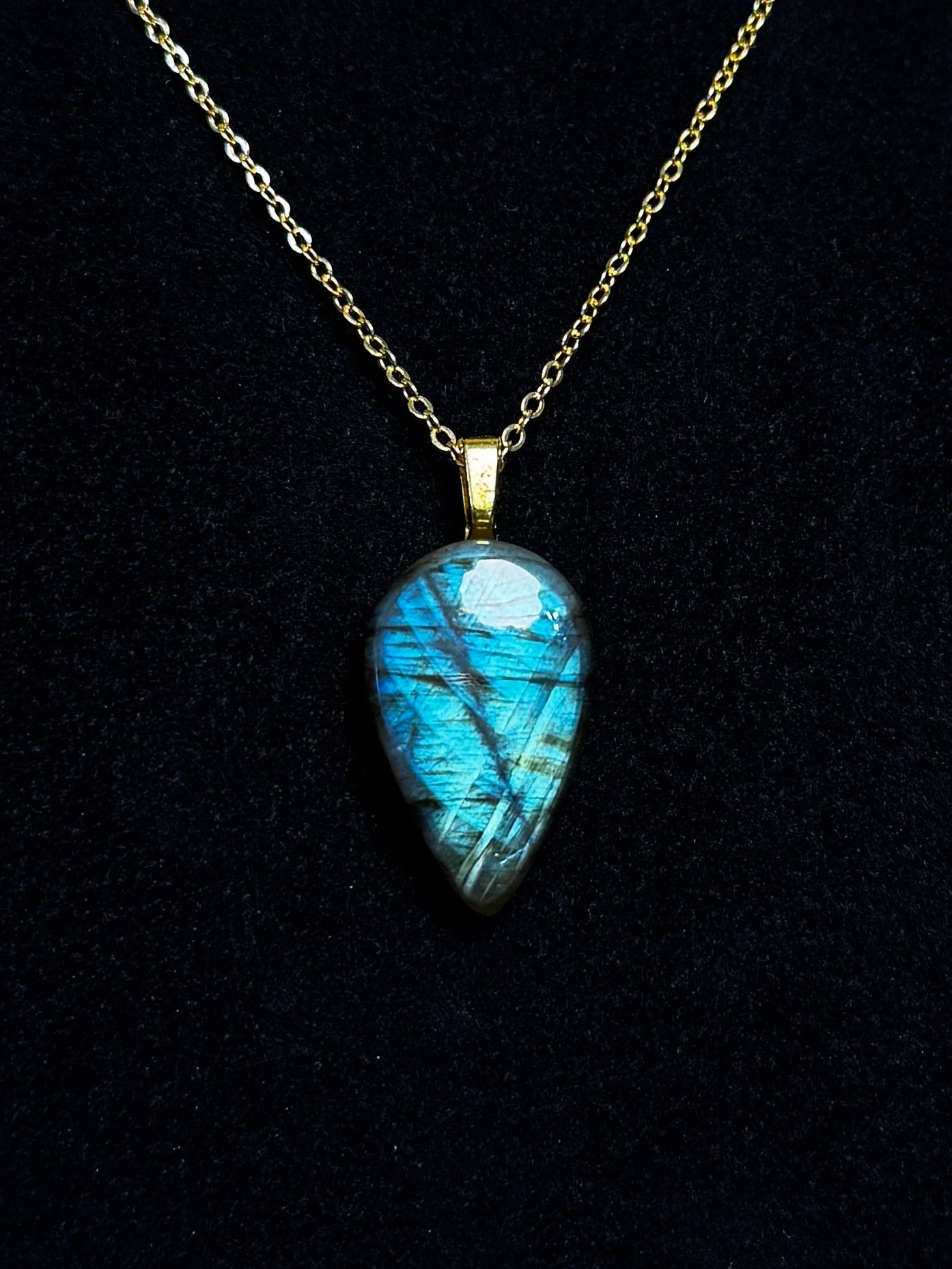 The Electric Tide Stone – Blue Labradorite Necklace