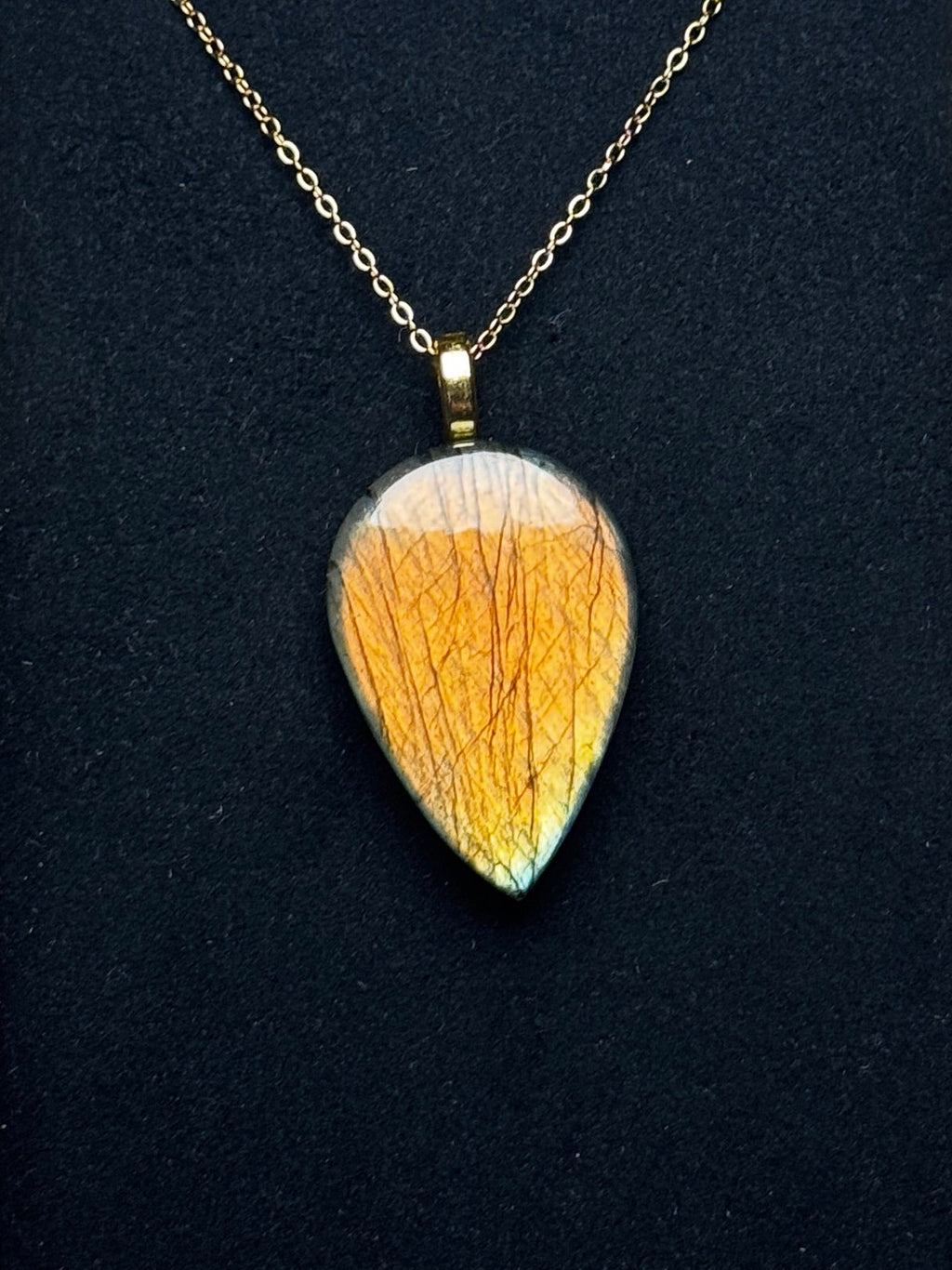 The Solaris Stone – Golden Orange Labradorite Necklace