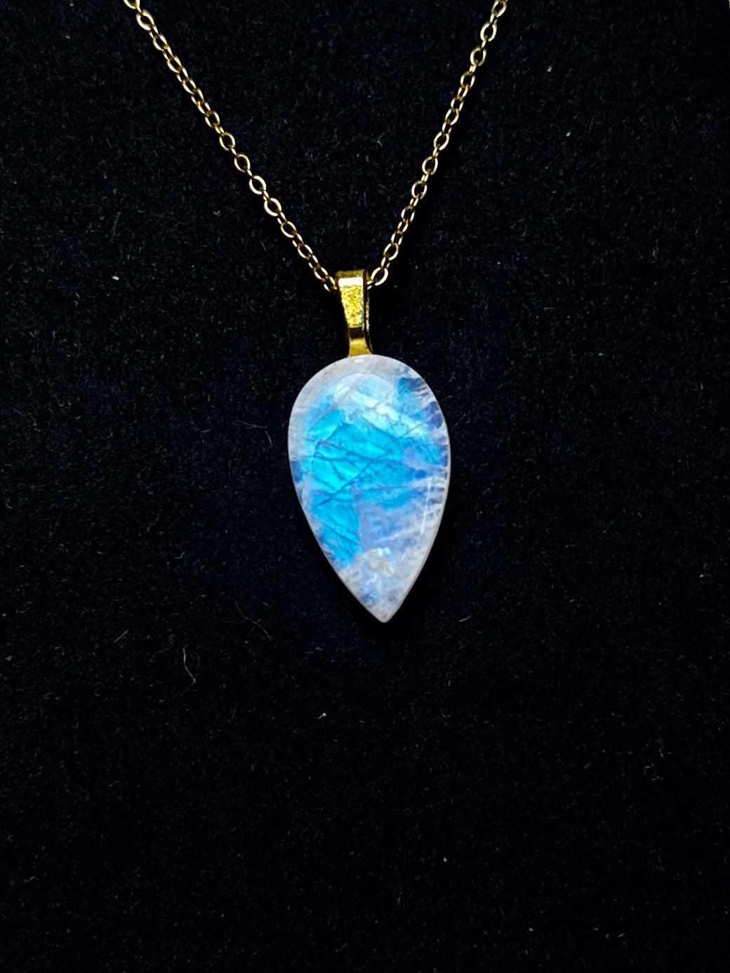 The Whispering Light Stone – Rainbow Moonstone Necklace