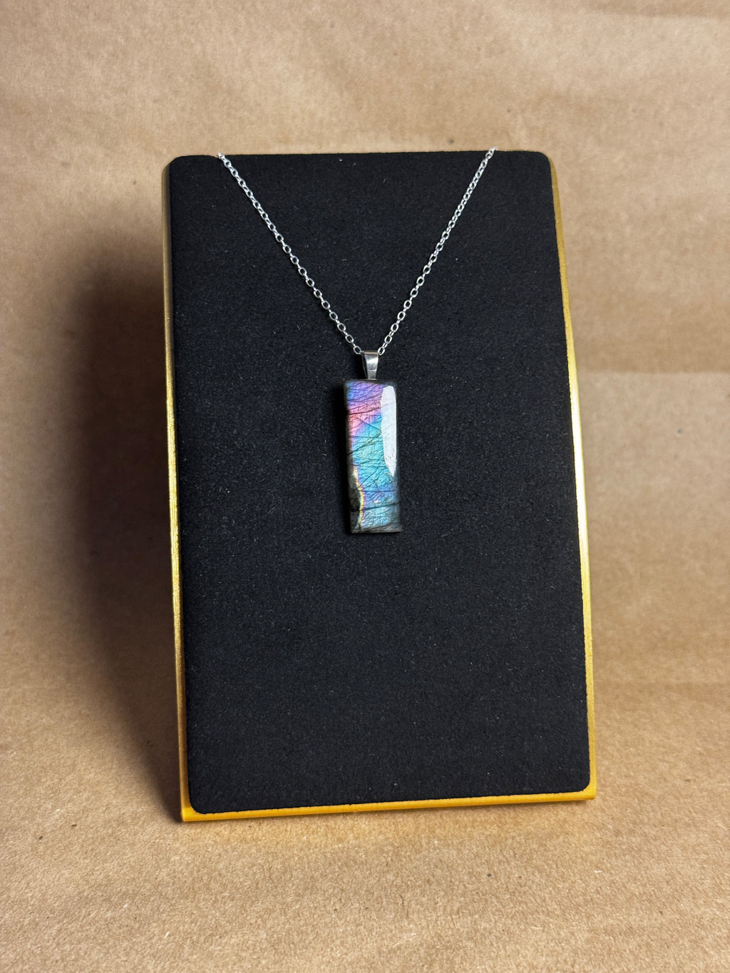 The Prism Stone – Multicolor Labradorite Necklace