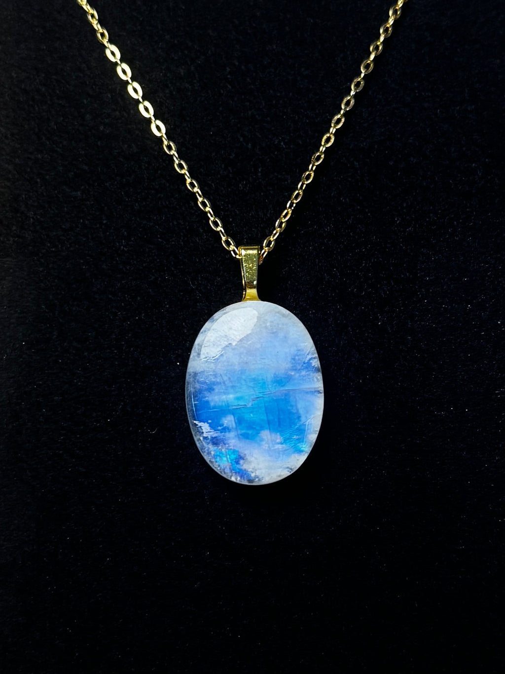 The Blue Aura Stone – Rainbow Moonstone Necklace
