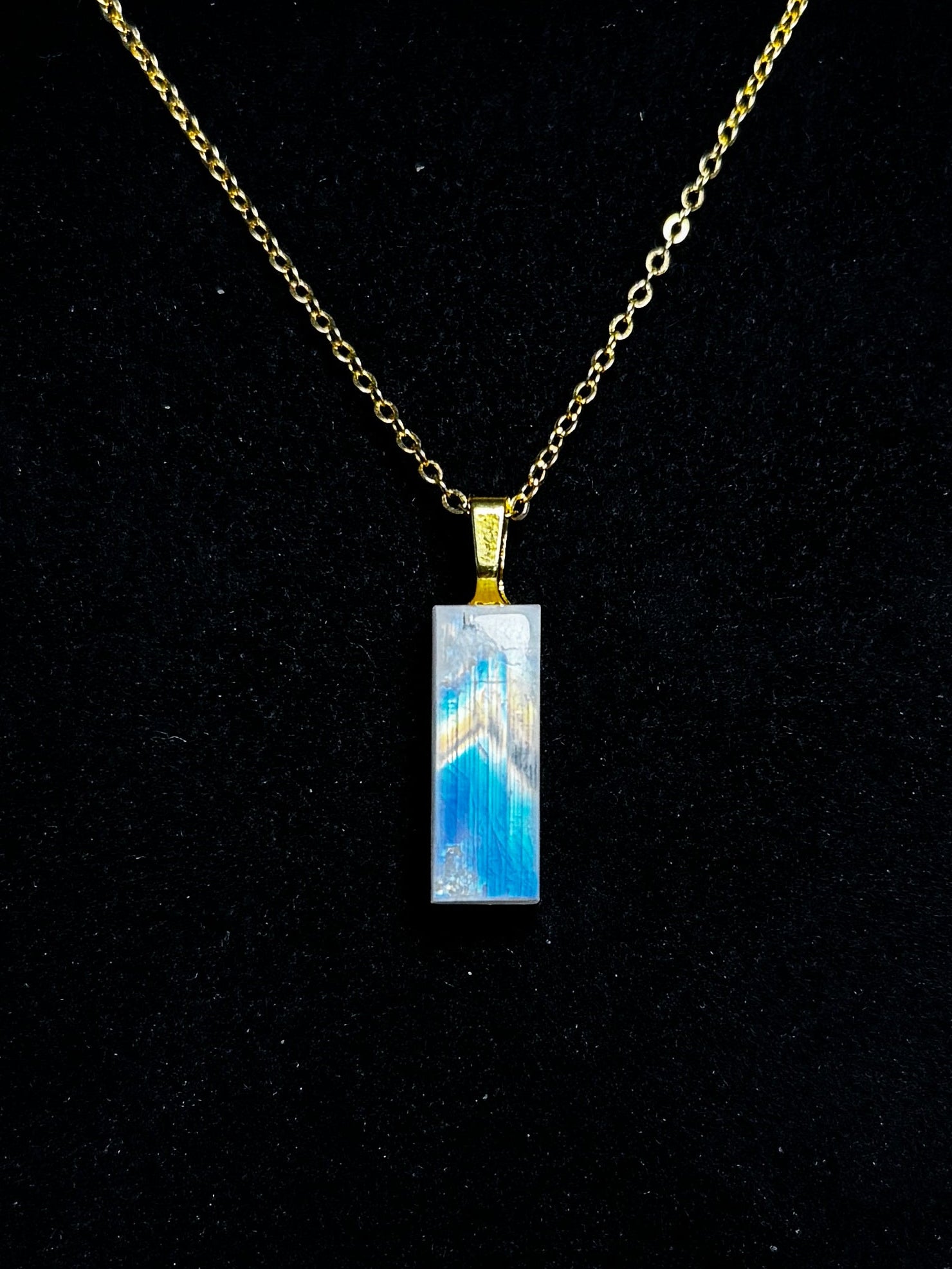 The Clear Path Stone – Rainbow Moonstone Necklace