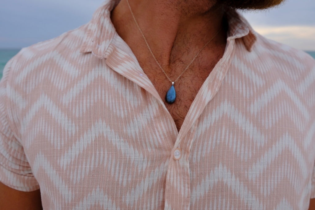 The Cyan Current Stone – Silver Labradorite Necklace