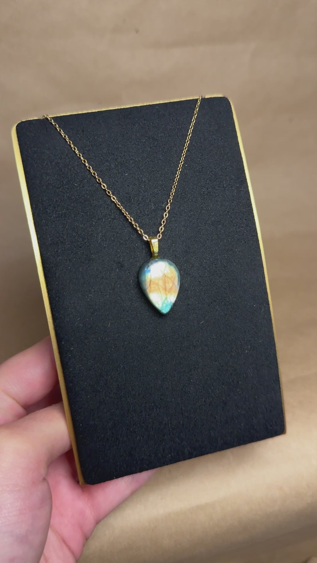 The Horizon Stone – Blue Gold Labradorite Necklace