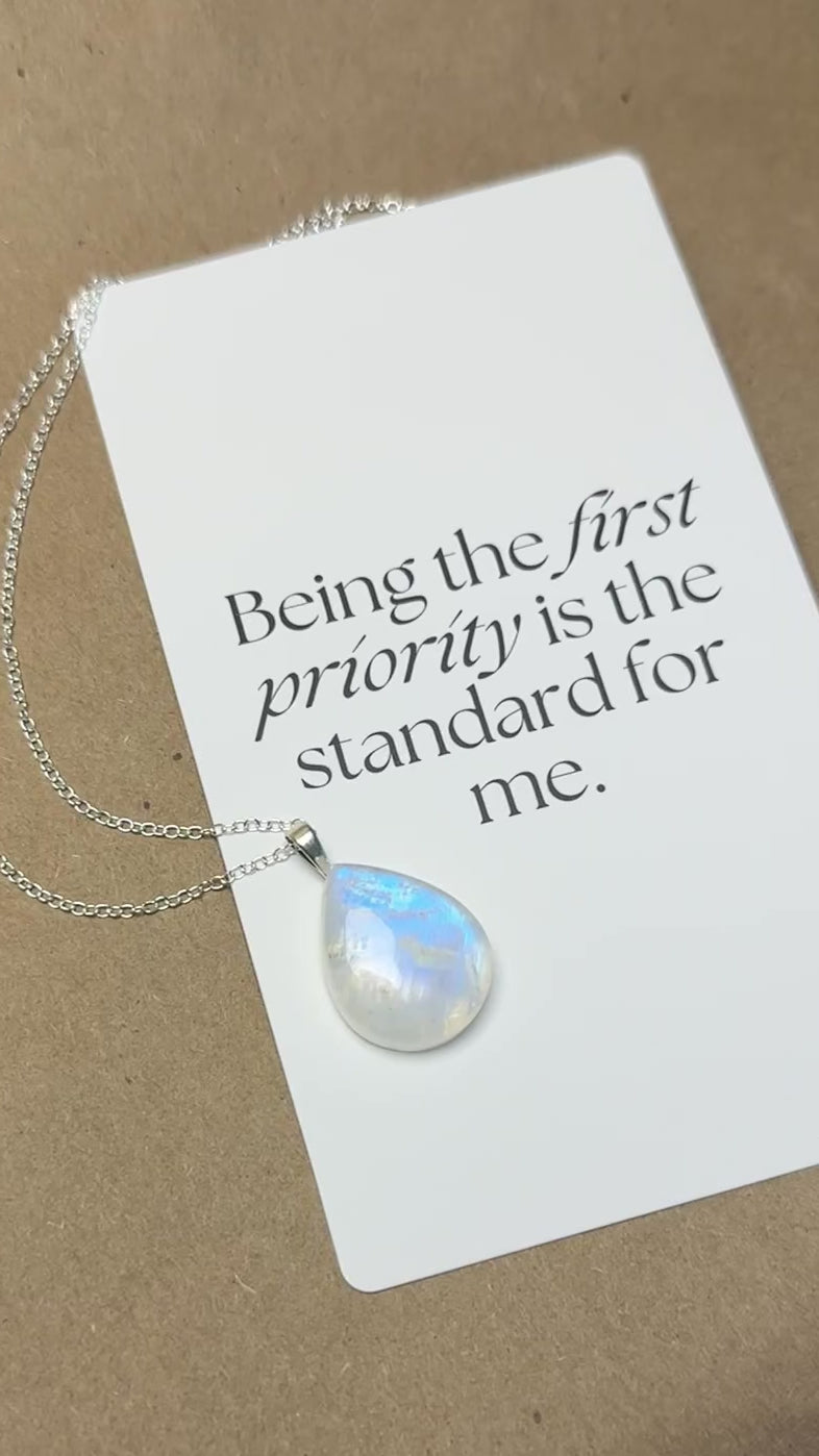The Moonrise Stone – Rainbow Moonstone Necklace