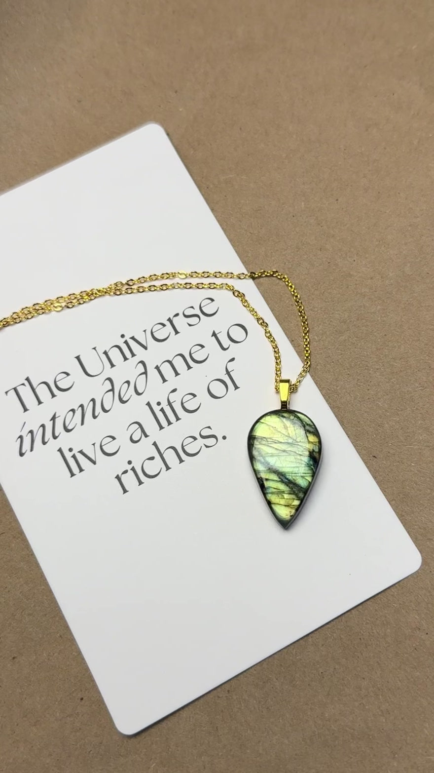 The Flourish Stone – Golden Green Labradorite Necklace
