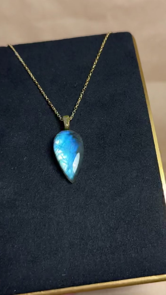 The Beacon Stone – Electric Blue Labradorite Necklace