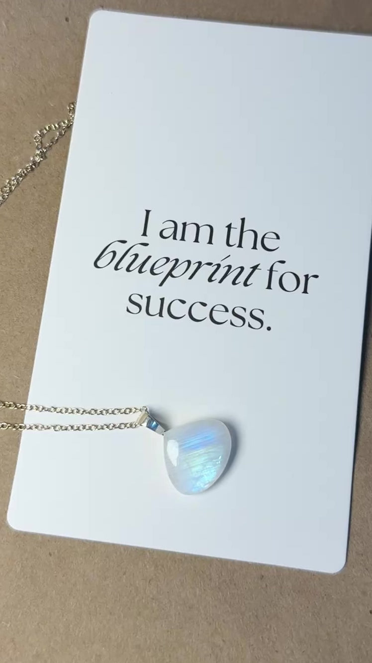 The Moonwave Stone – Silver Rainbow Moonstone Necklace